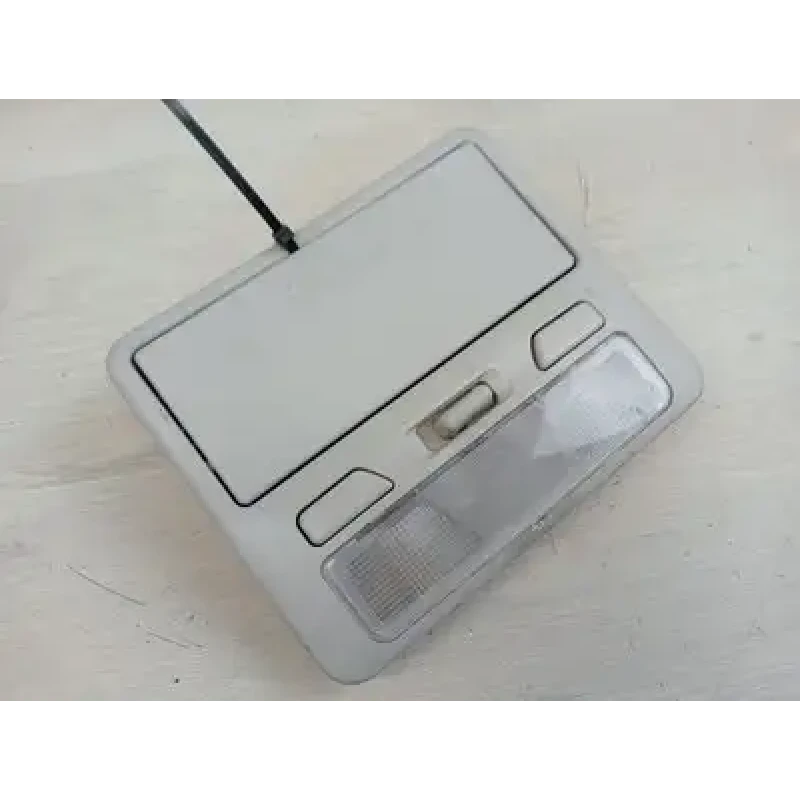 MITSUBISHI TRITON COURTESY LIGHT MQ-MR, DUAL/EXTRA CAB, FRONT, W/ SUNGLASSES HOL