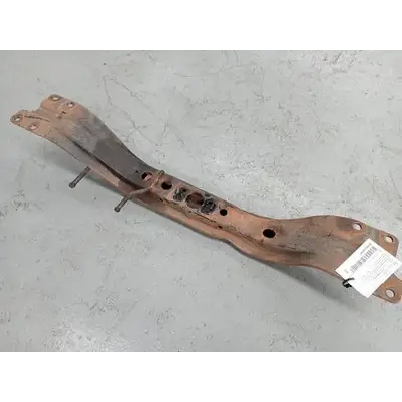 TOYOTA HILUX FRT XMEMBER/CRADLE GEARBOX CROSSMEMBER, MANUAL T/M, 4WD TYPE, 09/97