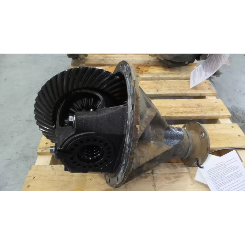 MITSUBISHI TRITON DIFFERENTIAL CENTRE REAR, 2.5, DIESEL, MANUAL T/M, 4WD, MN, 3.