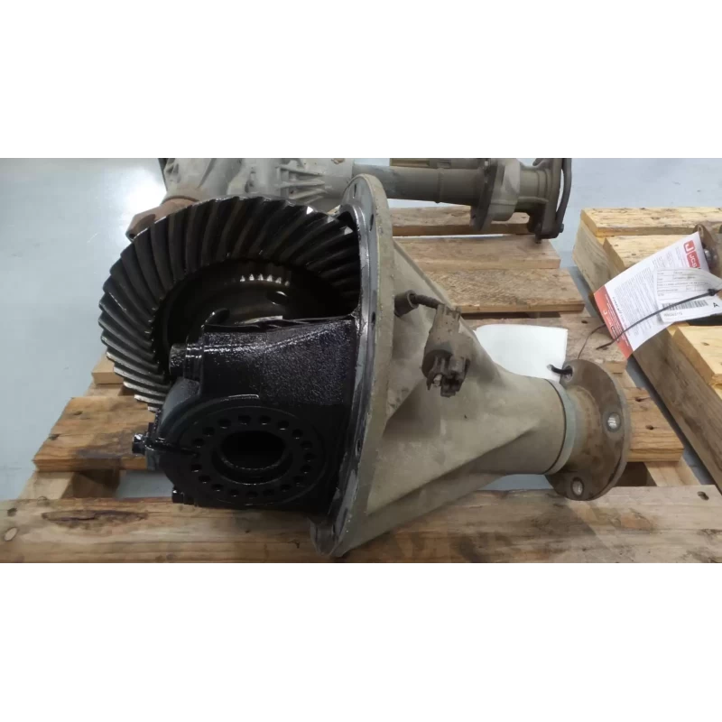 MITSUBISHI TRITON DIFFERENTIAL CENTRE REAR, 2.5, DIESEL, MANUAL T/M, 4WD, MN, 3.