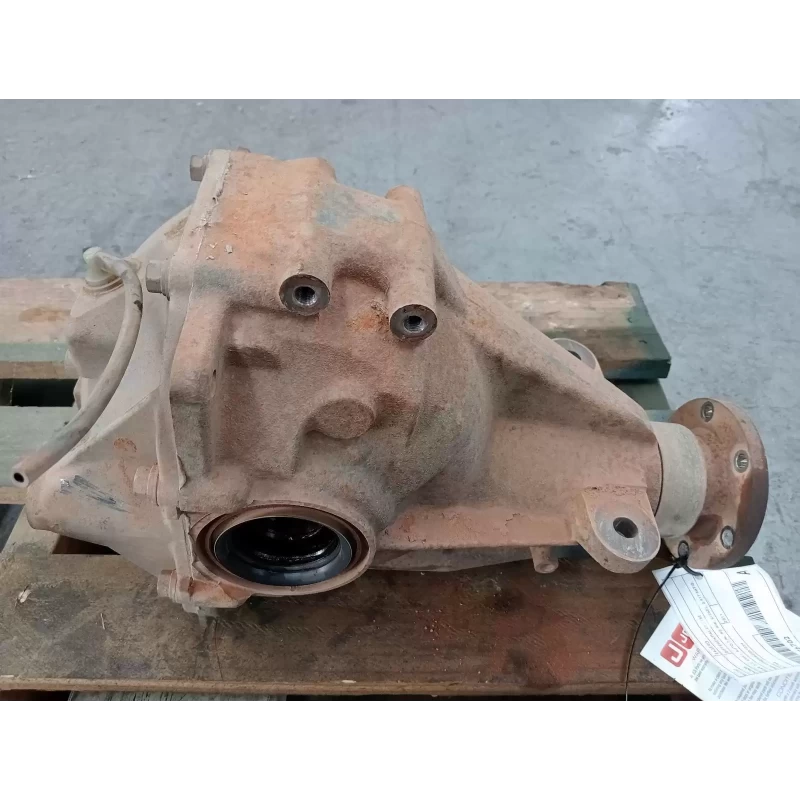 MITSUBISHI PAJERO DIFFERENTIAL CENTRE REAR, 3.2, 4M41, AUTO T/M, NS-NW, DIESEL,