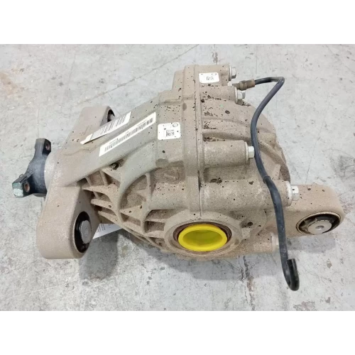 HOLDEN COMMODORE DIFFERENTIAL CENTRE VF, V8, 3.27 RATIO, AUTO T/M, LSD TYPE, 05/