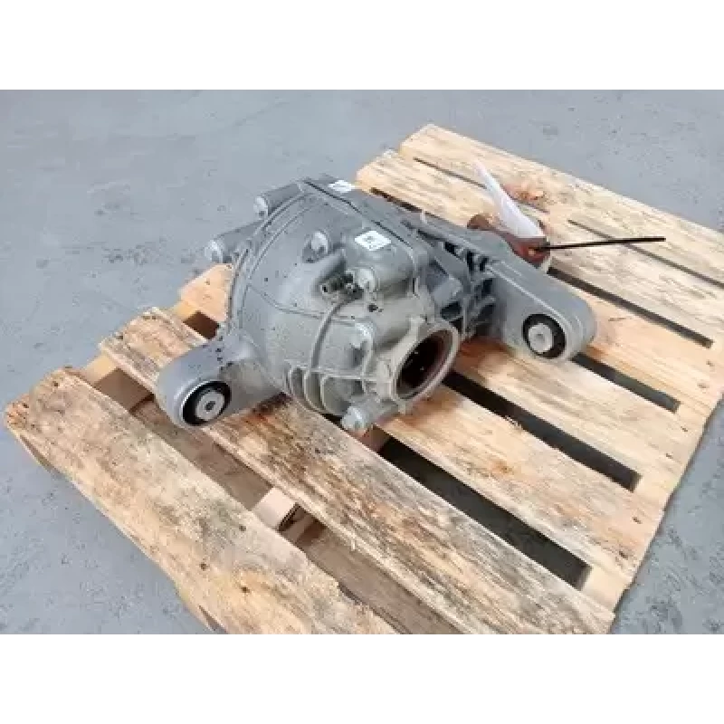HOLDEN COMMODORE DIFFERENTIAL CENTRE VF, V6, LFX/LWR (210mm), 3.27 RATIO, NON LS