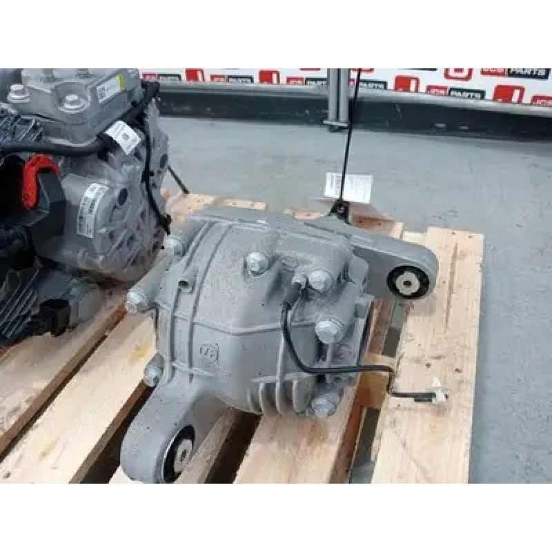 HOLDEN COMMODORE DIFFERENTIAL CENTRE VE, V6, 3.27 RATIO, NON LSD TYPE, 08/06-05/