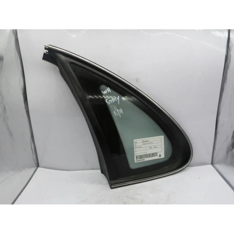 HOLDEN STATESMAN/CAPRICE LEFT REAR SIDE GLASS WH 06/99-04/03 2003