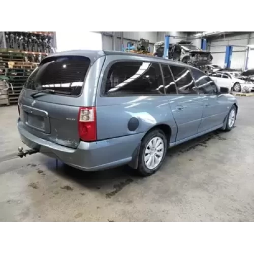 HOLDEN COMMODORE RIGHT REAR 1/4 DOOR GLASS VT-VZ, S/WAGON, 09/97-09/07 2006