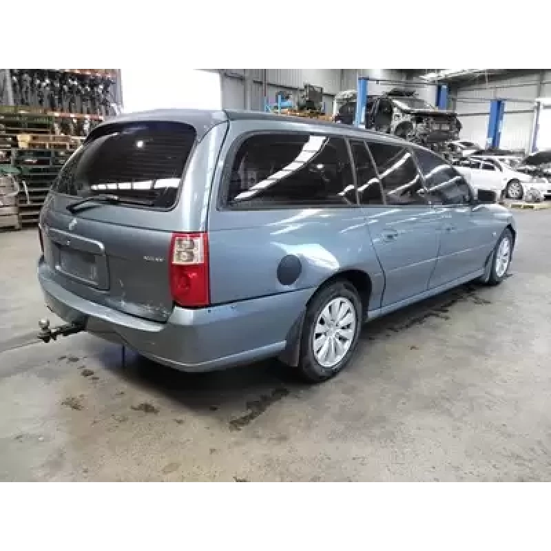 HOLDEN COMMODORE RIGHT REAR 1/4 DOOR GLASS VT-VZ, S/WAGON, 09/97-09/07 2006