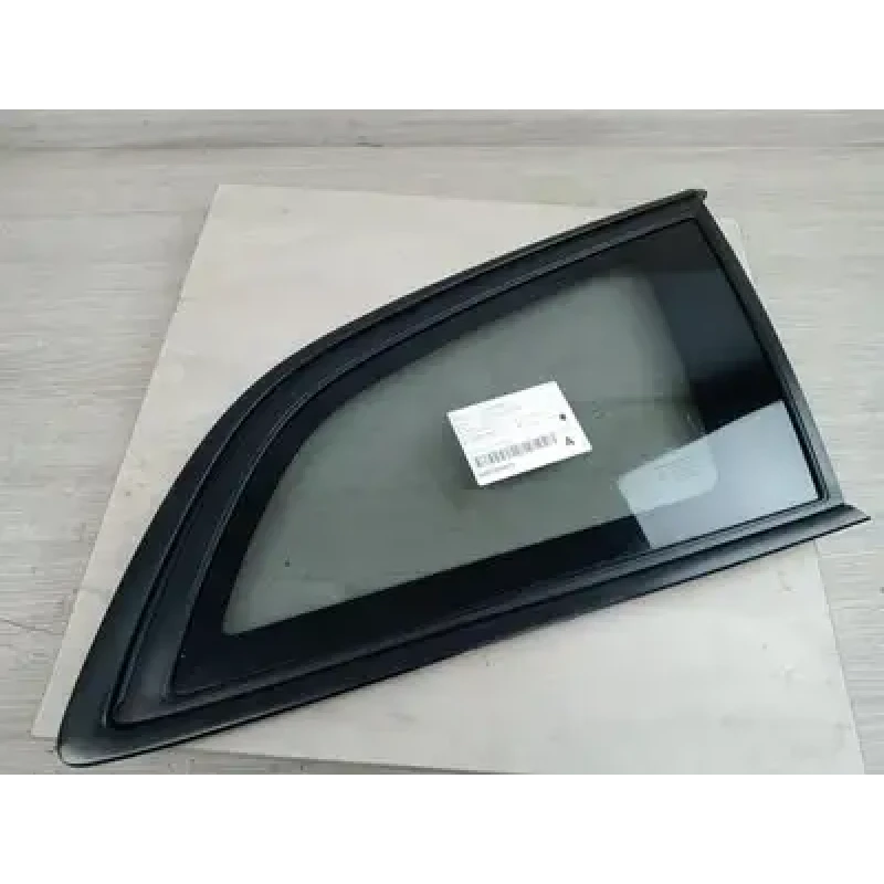 HOLDEN COMMODORE RIGHT REAR SIDE GLASS VF, WAGON, 05/13-12/17 2014