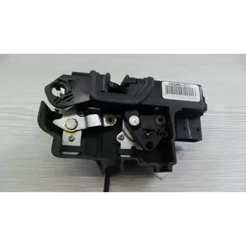 HOLDEN COMMODORE LOCK MECHANISM LEFT FRONT DOOR LOCK, VE, SEDAN, 08/06-05/07 200