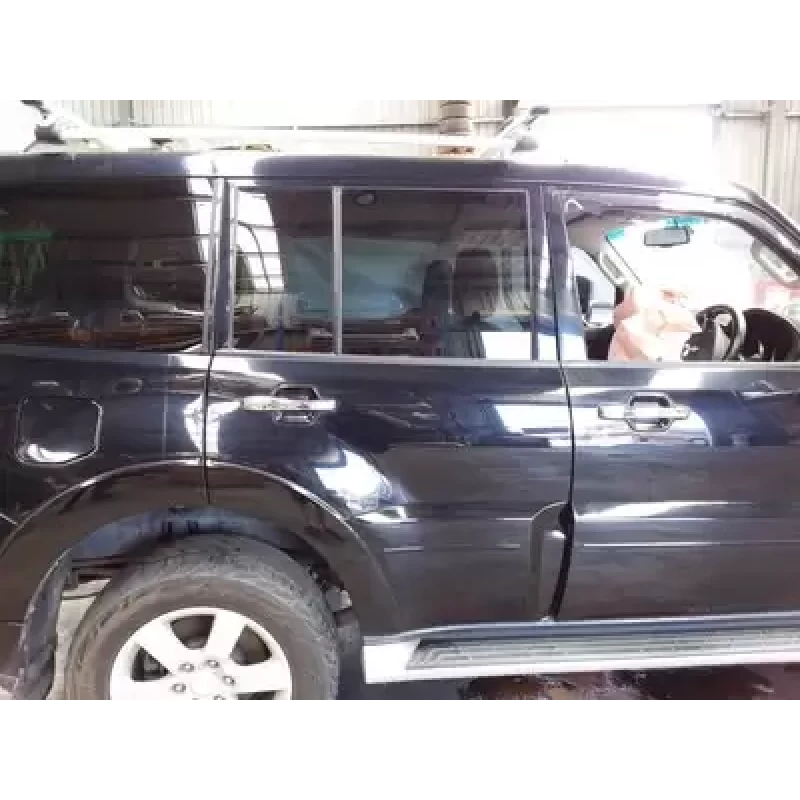 MITSUBISHI PAJERO RIGHT REAR DOOR NS-NX, 08/06-04/21 2011
