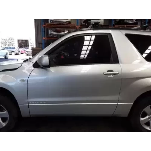 SUZUKI VITARA LEFT FRONT DOOR GRAND VITARA, JB-JT, 3DR WAGON, 04/05-12/18 2014
