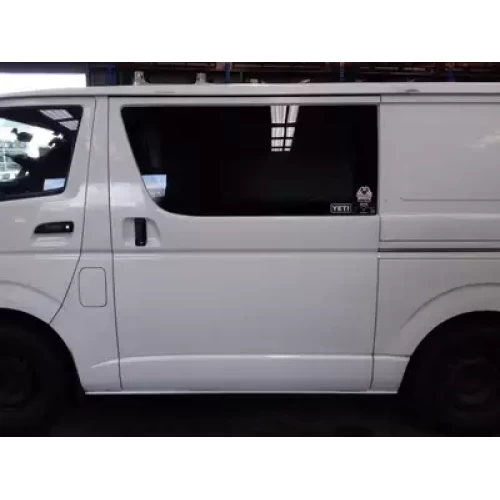 TOYOTA HIACE LEFT REAR DOOR TRH/KDH, LWB/SWB, GLASS TYPE, 03/05-04/19 2011