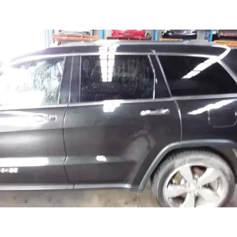 JEEP GRANDCHEROKEE LEFT REAR DOOR WK, NON MOULD TYPE, NON SRT/SRT8, 10/10-02/22