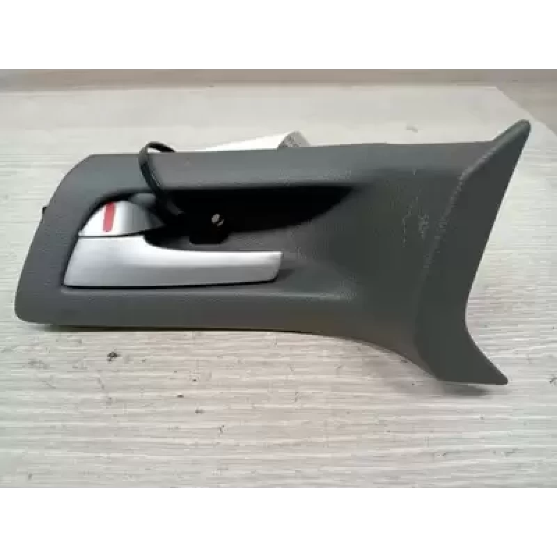 HOLDEN COMMODORE DOOR HANDLE INNER, LH FRONT, SILVER, VE, 08/06-05/13 2010
