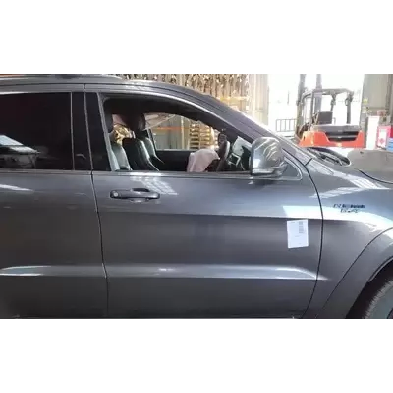 JEEP GRANDCHEROKEE RIGHT FRONT DOOR WK, NON MOULD TYPE, 10/10-02/22 2015
