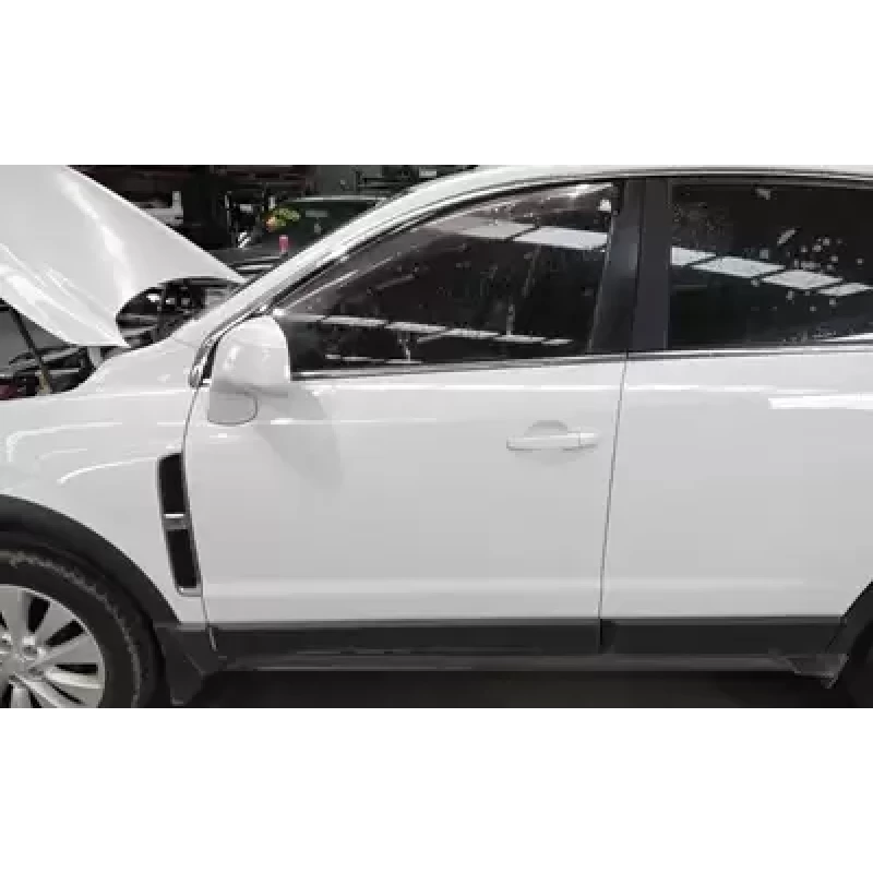 HOLDEN CAPTIVA LEFT FRONT DOOR CG, MAXX/CAPTIVA 5 (4TH VIN = D), 09/06-09/15 201