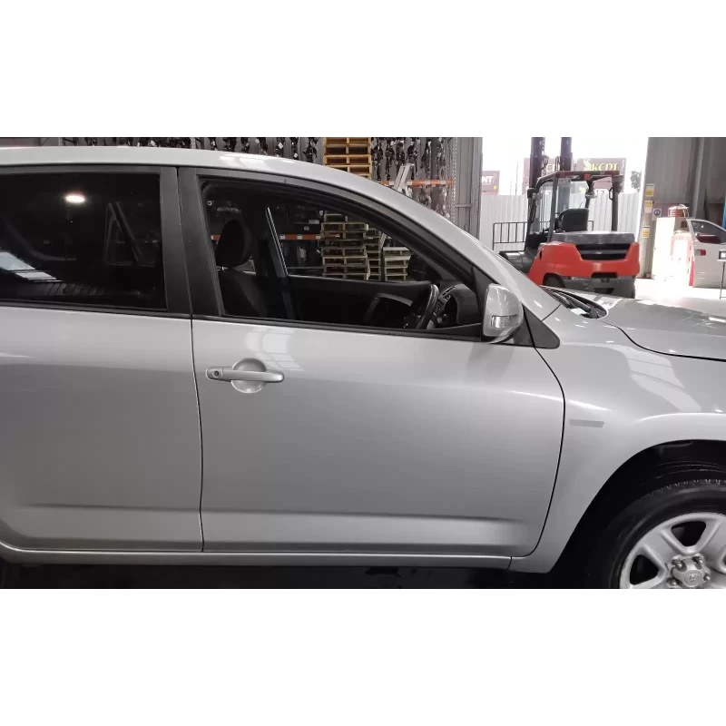 TOYOTA RAV4 RIGHT FRONT DOOR ACA33, 11/05-12/12 2010