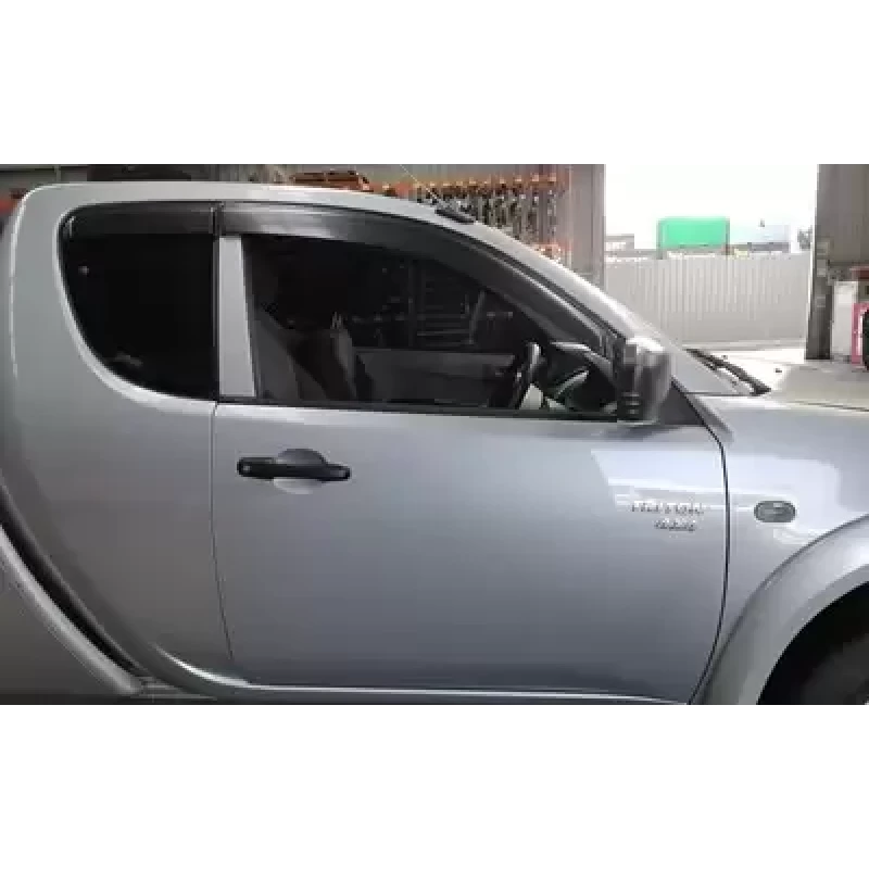MITSUBISHI TRITON RIGHT FRONT DOOR ML-MN, EXTRA CAB, NON MOULD TYPE, 11/07-04/15
