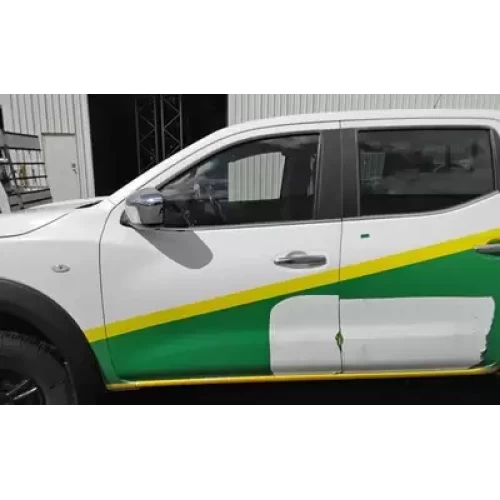 NISSAN NAVARA LEFT FRONT DOOR NP300, DUAL CAB, 04/15- 2016