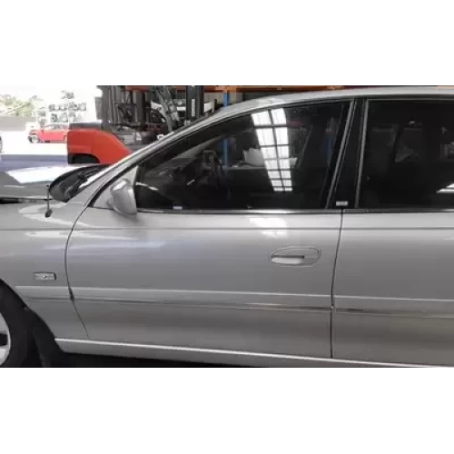 HOLDEN STATESMAN/CAPRICE LEFT FRONT DOOR WH-WL, 06/99-08/06 2006