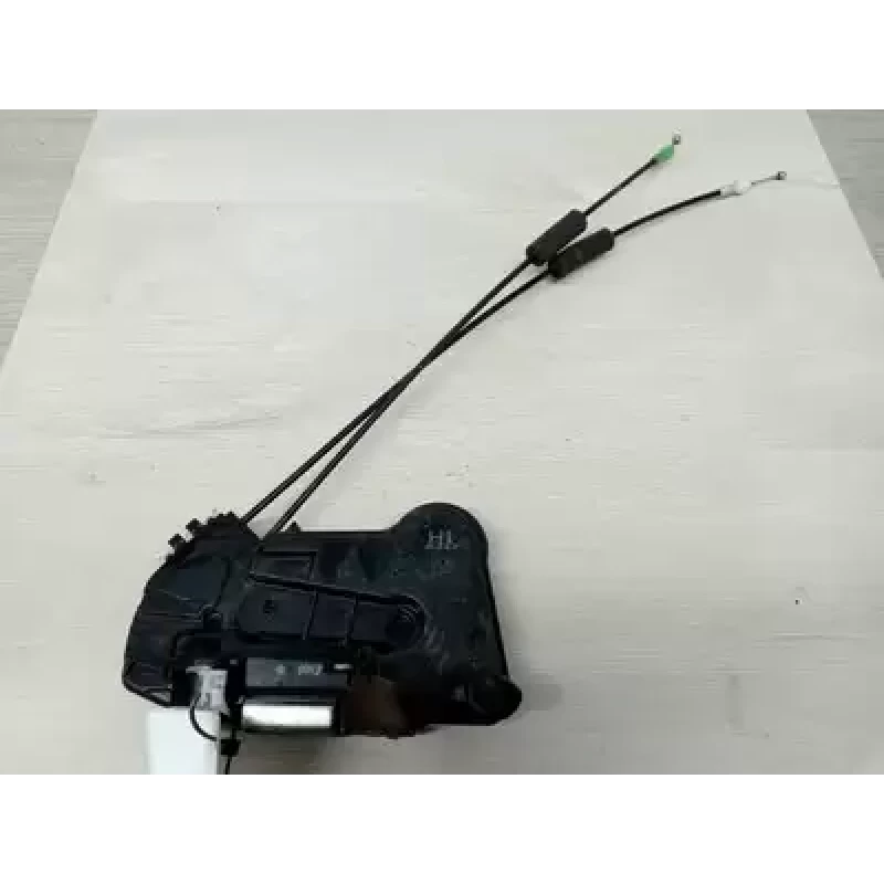 TOYOTA HILUX LOCK MECHANISM LEFT FRONT DOOR LOCK, SR/SR5, 09/15- 2018