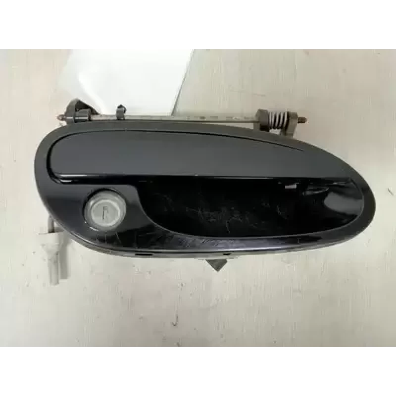HOLDEN COMMODORE DOOR HANDLE OUTER, RH FRONT, VT-VZ, 09/97-09/07 2003