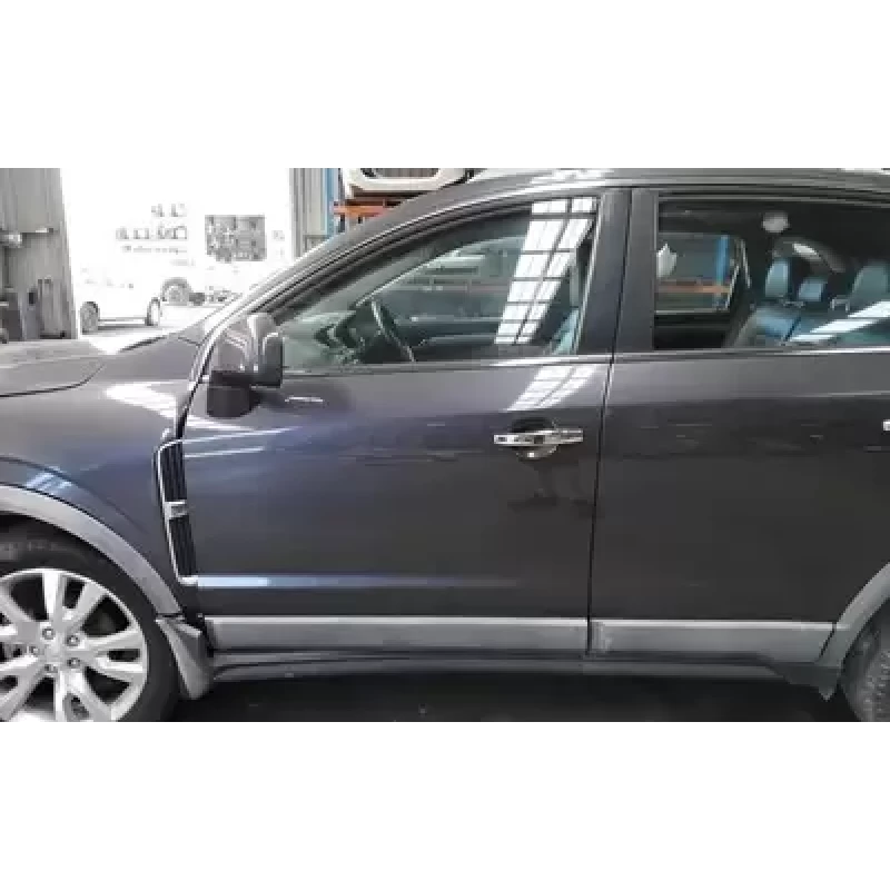 HOLDEN CAPTIVA LEFT FRONT DOOR CG, MAXX/CAPTIVA 5 (4TH VIN = D), 09/06-09/15 201