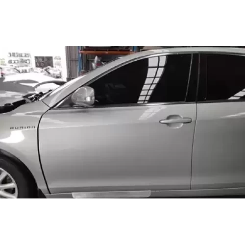 TOYOTA AURION LEFT FRONT DOOR GSV40R, 09/09-03/12 2010