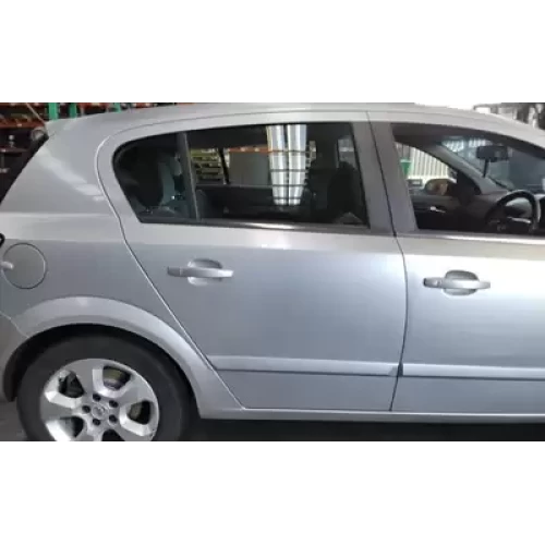 HOLDEN ASTRA RIGHT REAR DOOR AH, HATCH, 10/04-08/09 2004