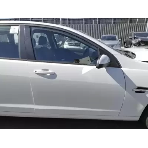 HOLDEN COMMODORE RIGHT FRONT DOOR VE, SEDAN/WAGON/UTE, 08/06-05/13 2009