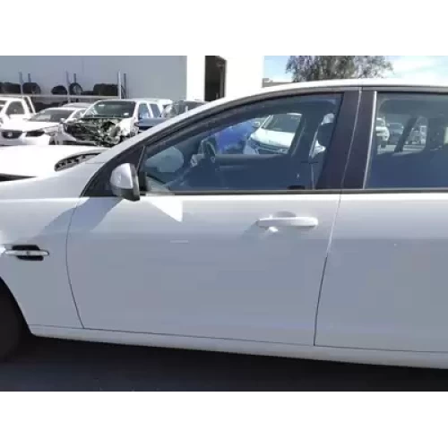 HOLDEN COMMODORE LEFT FRONT DOOR VE, SEDAN/WAGON/UTE, 08/06-05/13 2009