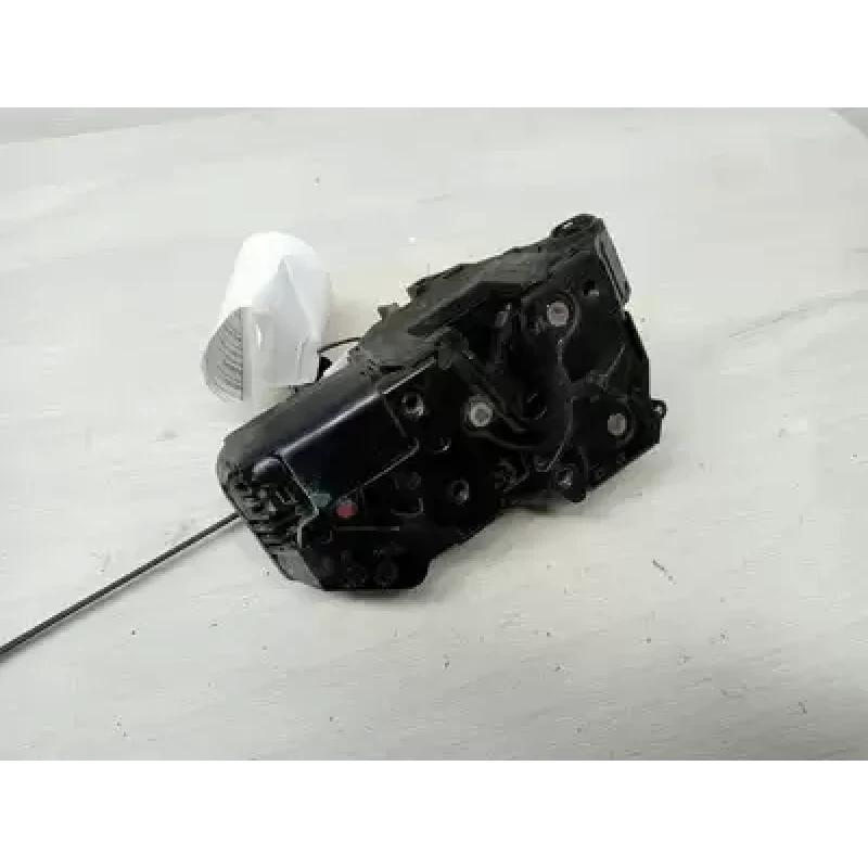 HOLDEN COMMODORE LOCK MECHANISM LEFT FRONT DOOR LOCK, VE, UTE/WAGON, 08/07-05/13