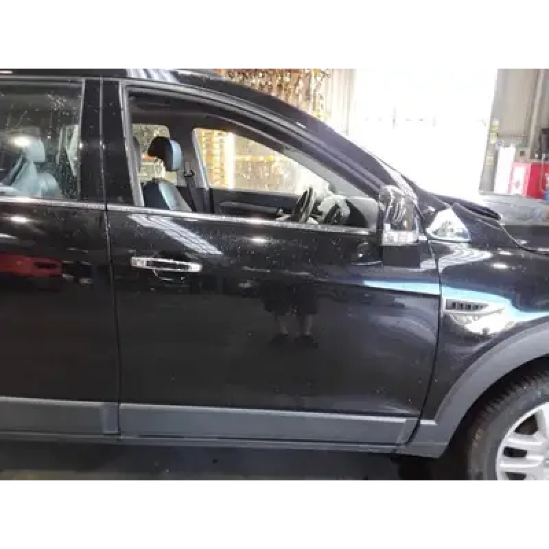 HOLDEN CAPTIVA RIGHT FRONT DOOR CG, LS/LT/LTZ (4TH VIN = C), W/ KEYLESS ENTRY TY