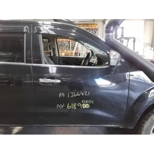NISSAN NAVARA RIGHT FRONT DOOR NP300, DUAL CAB, 04/15- 2015