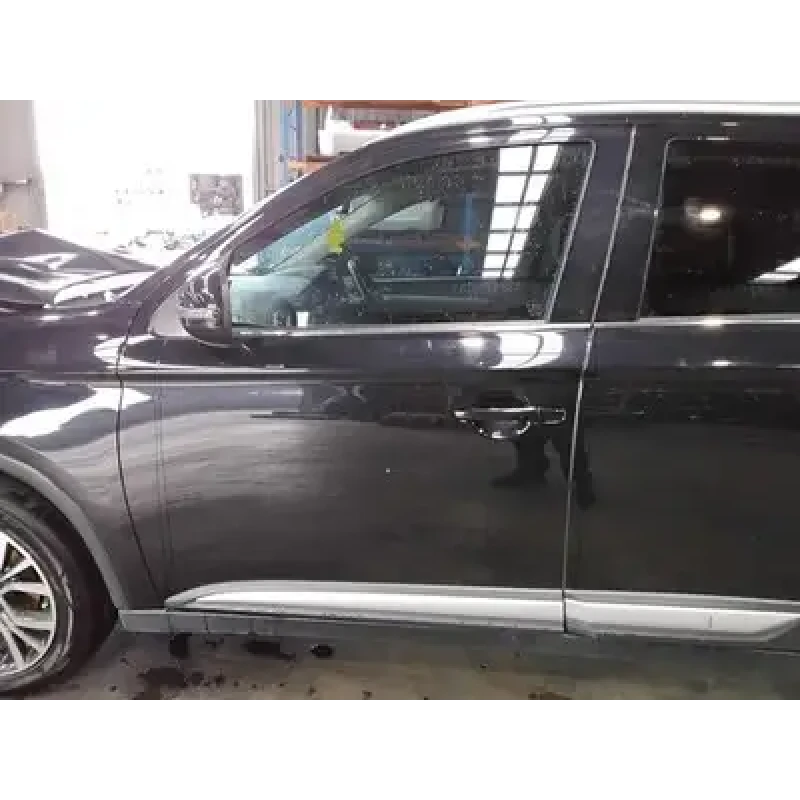 MITSUBISHI OUTLANDER LEFT FRONT DOOR ZK-ZL, NON PHEV TYPE, 01/15-07/21 2017