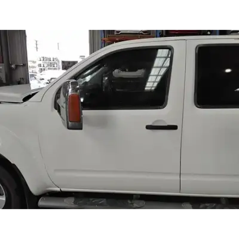 NISSAN NAVARA LEFT FRONT DOOR D40 (VIN VSK), DUAL CAB, 09/05-08/15 2008