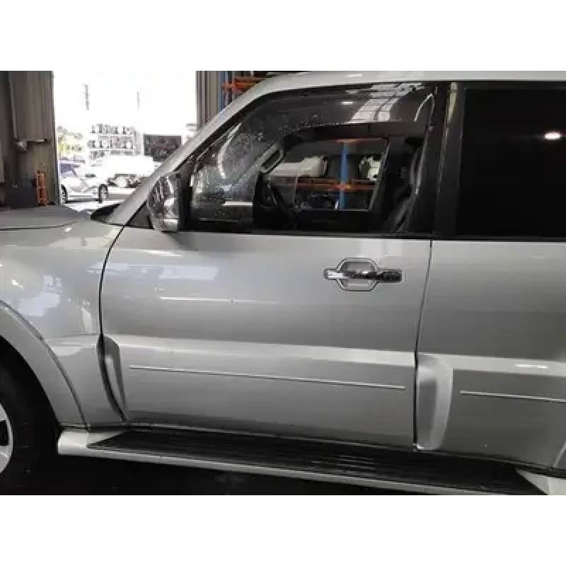 MITSUBISHI PAJERO LEFT FRONT DOOR NS-NX, 5DR WAGON, 08/06-04/21 2011