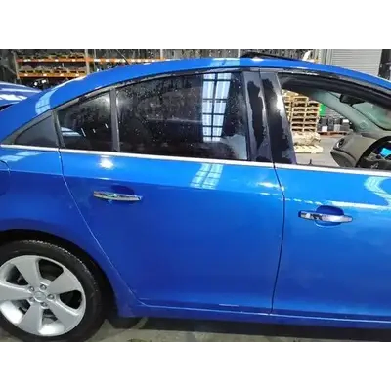 HOLDEN CRUZE RIGHT REAR DOOR JG, 03/09-02/11 2011