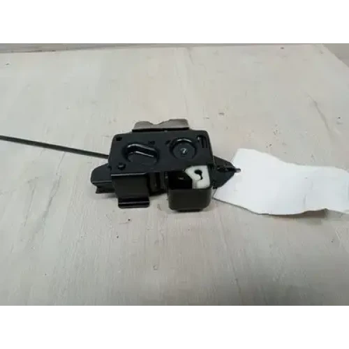 HOLDEN COMMODORE LOCK MECHANISM BOOTLID LOCK (ON REAR PANEL), VE-VF, 08/06-12/17