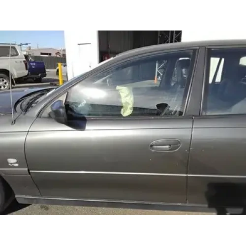 HOLDEN CREWMAN LEFT FRONT DOOR VY-VZ, 10/02-09/07 2004