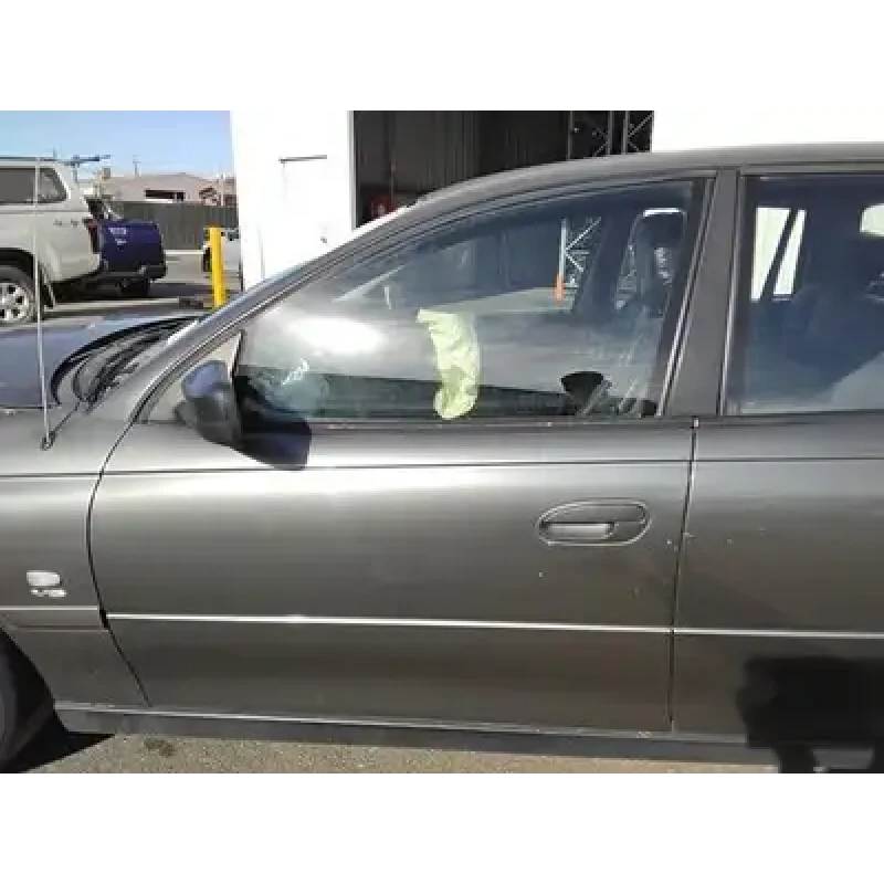 HOLDEN CREWMAN LEFT FRONT DOOR VY-VZ, 10/02-09/07 2004