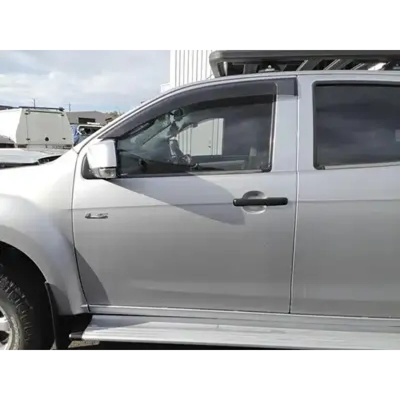ISUZU DMAX LEFT FRONT DOOR RC, EXTRA/DUAL CAB, 05/12-06/20 2016