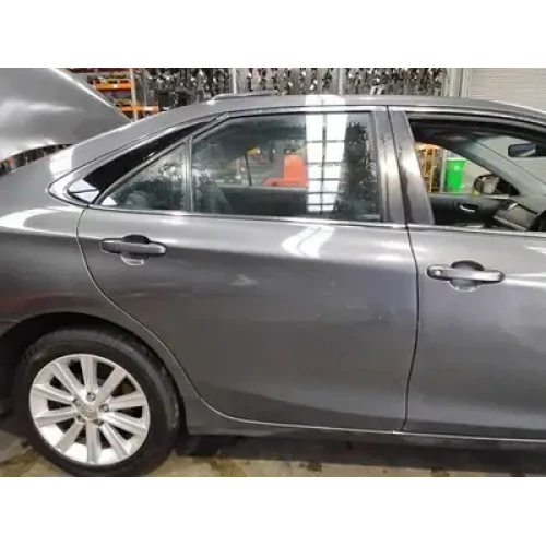 TOYOTA CAMRY RIGHT REAR DOOR ASV50/AVV50, 04/15-10/17 2017