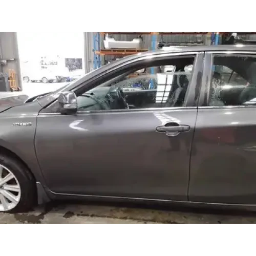 TOYOTA CAMRY LEFT FRONT DOOR ASV50/AVV50, 04/15-10/17 2017