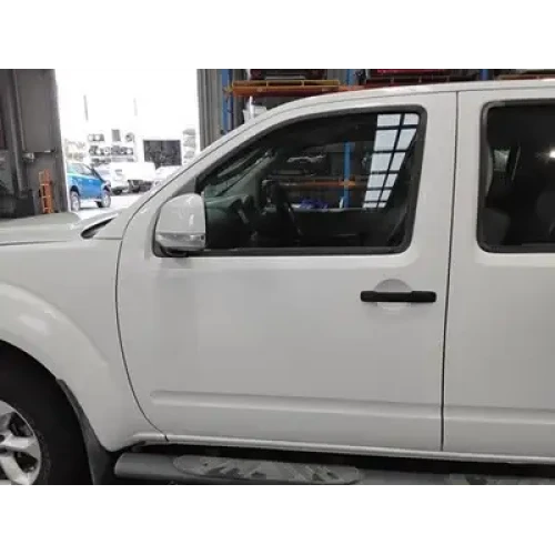 NISSAN NAVARA LEFT FRONT DOOR D40 (VIN VSK), DUAL CAB, 09/05-08/15 2013