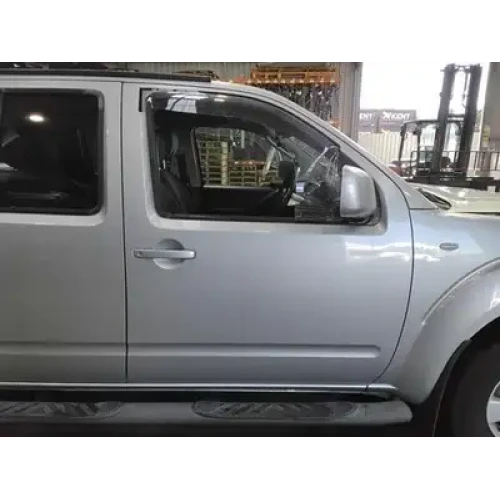 NISSAN NAVARA RIGHT FRONT DOOR D40 (VIN MNT), DUAL/KING CAB, 03/08-08/15 2012