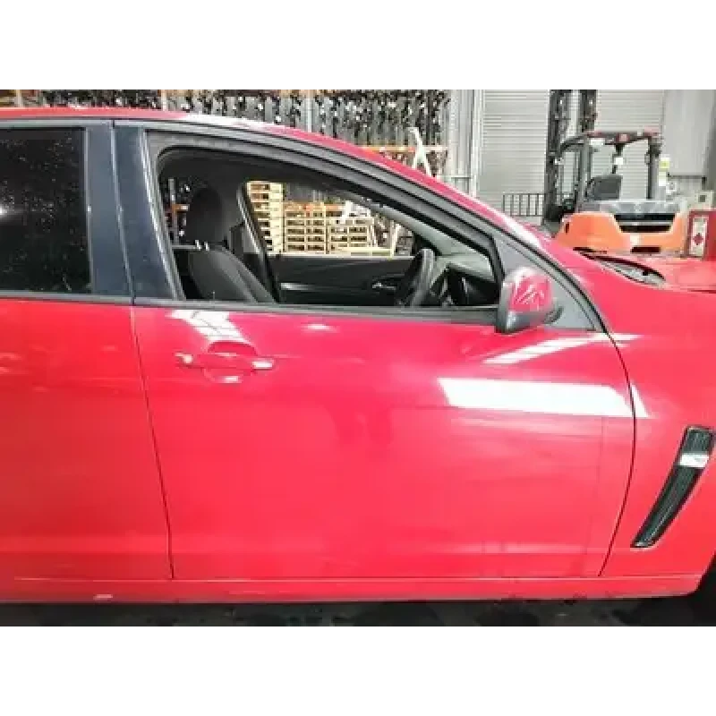 HOLDEN COMMODORE RIGHT FRONT DOOR VF, 05/13-12/17 2013
