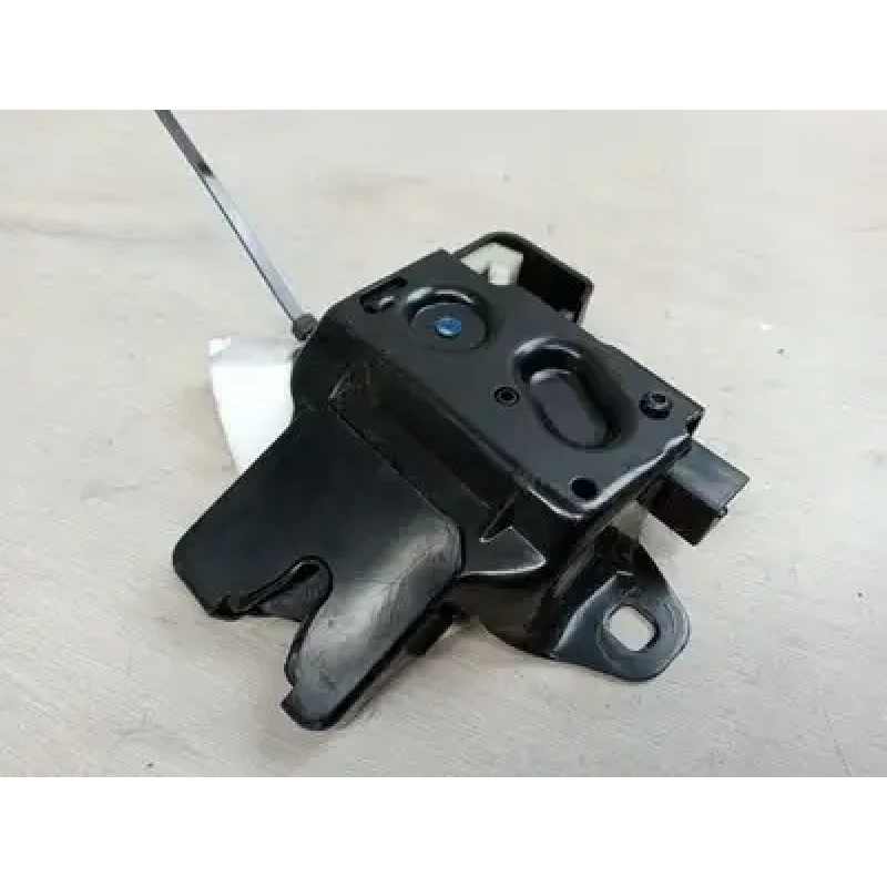 HOLDEN COMMODORE LOCK MECHANISM BOOTLID LATCH, VE-VF, 08/06-12/17 2008