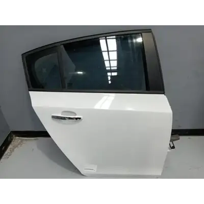 HOLDEN CRUZE RIGHT REAR DOOR JH, HATCH, 03/11-01/17 2013