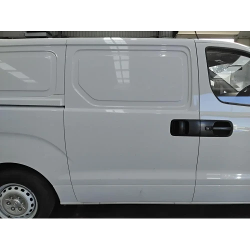 HYUNDAI ILOAD/IMAX RIGHT REAR DOOR TQ, ILOAD, NON WINDOW TYPE, 11/07-03/21 2014